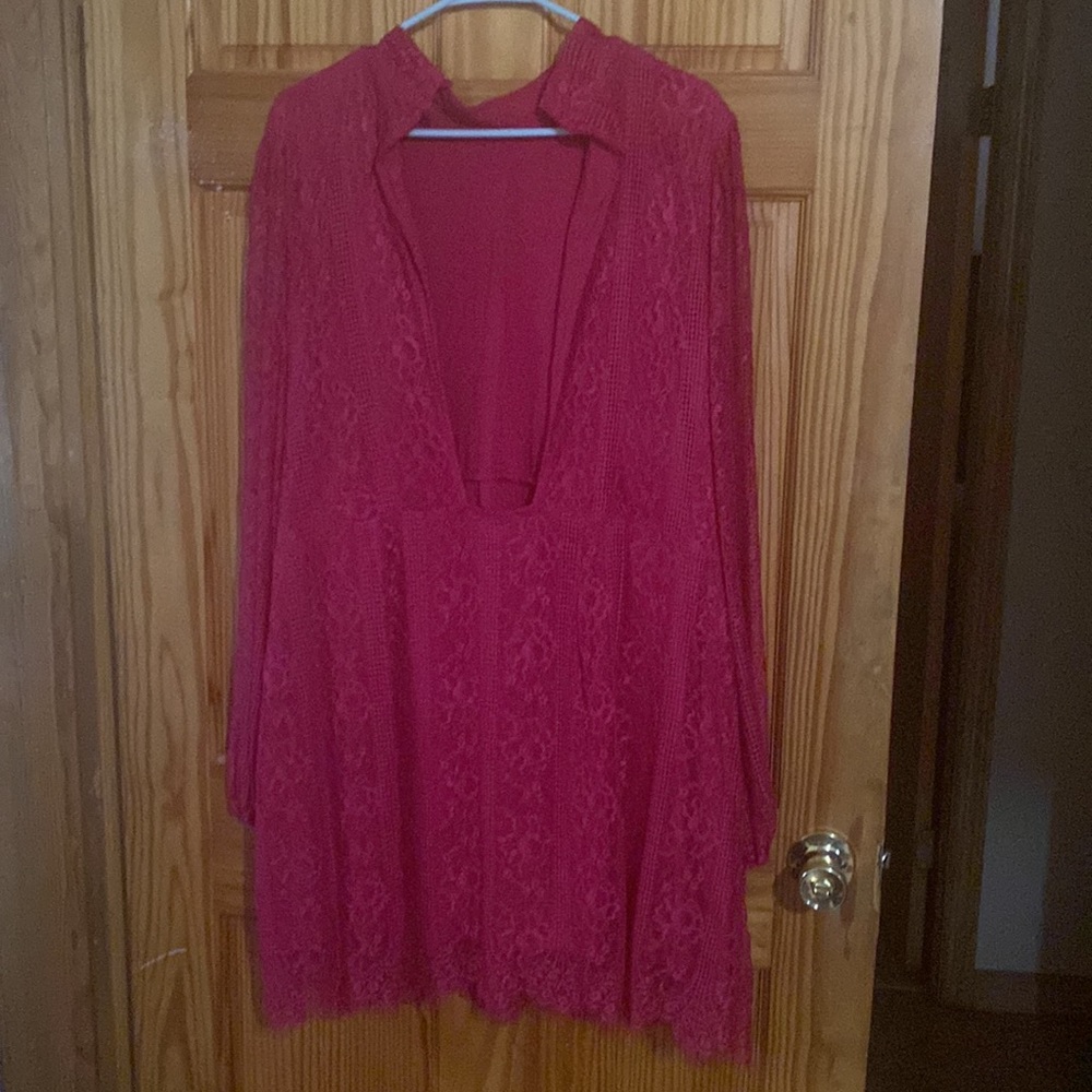 Maeve Open-Back Lace Mini Dress - Picture 4 of 4